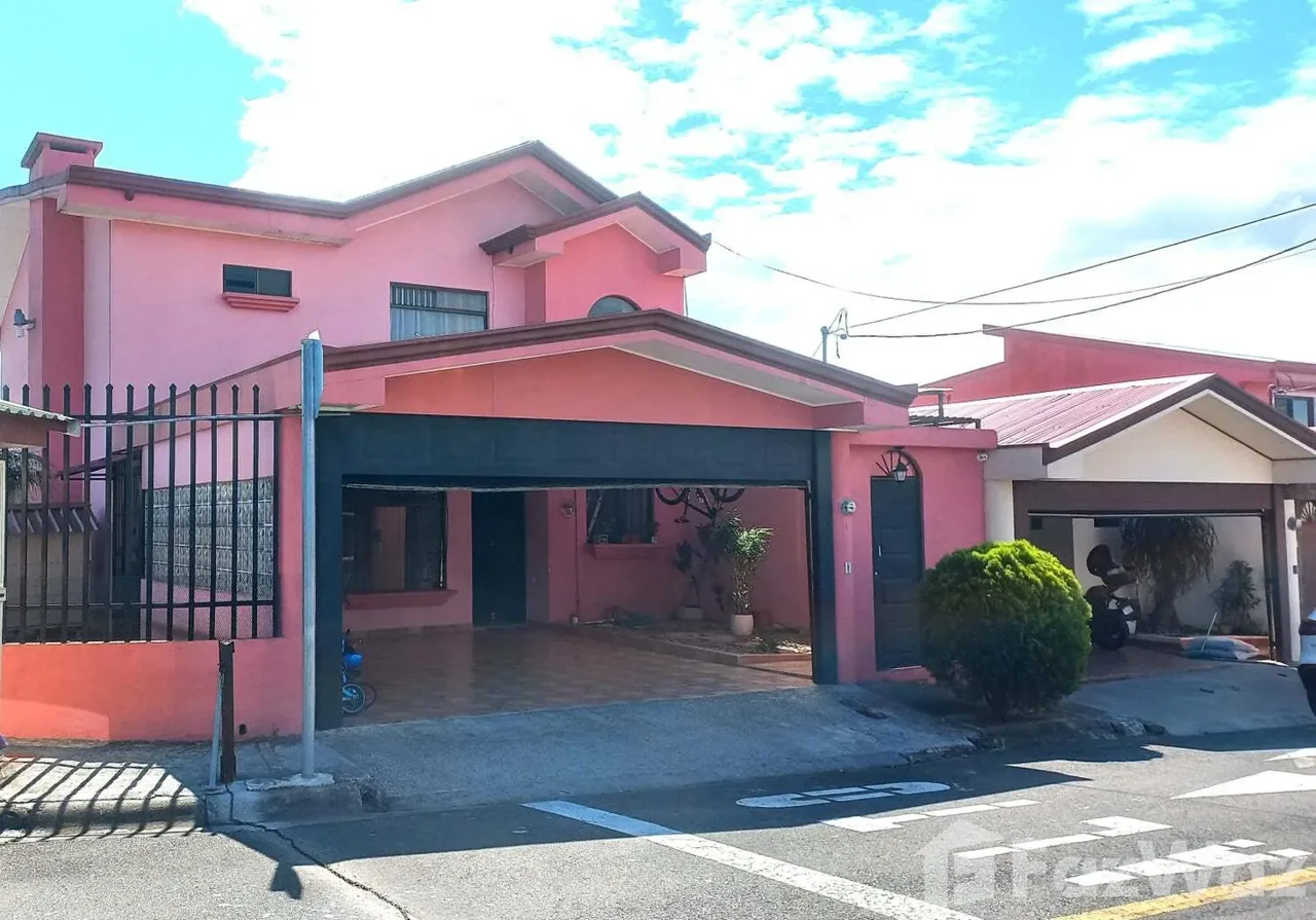 3 Bedroom House for Sale in Moravia, San Jose for $260,000
