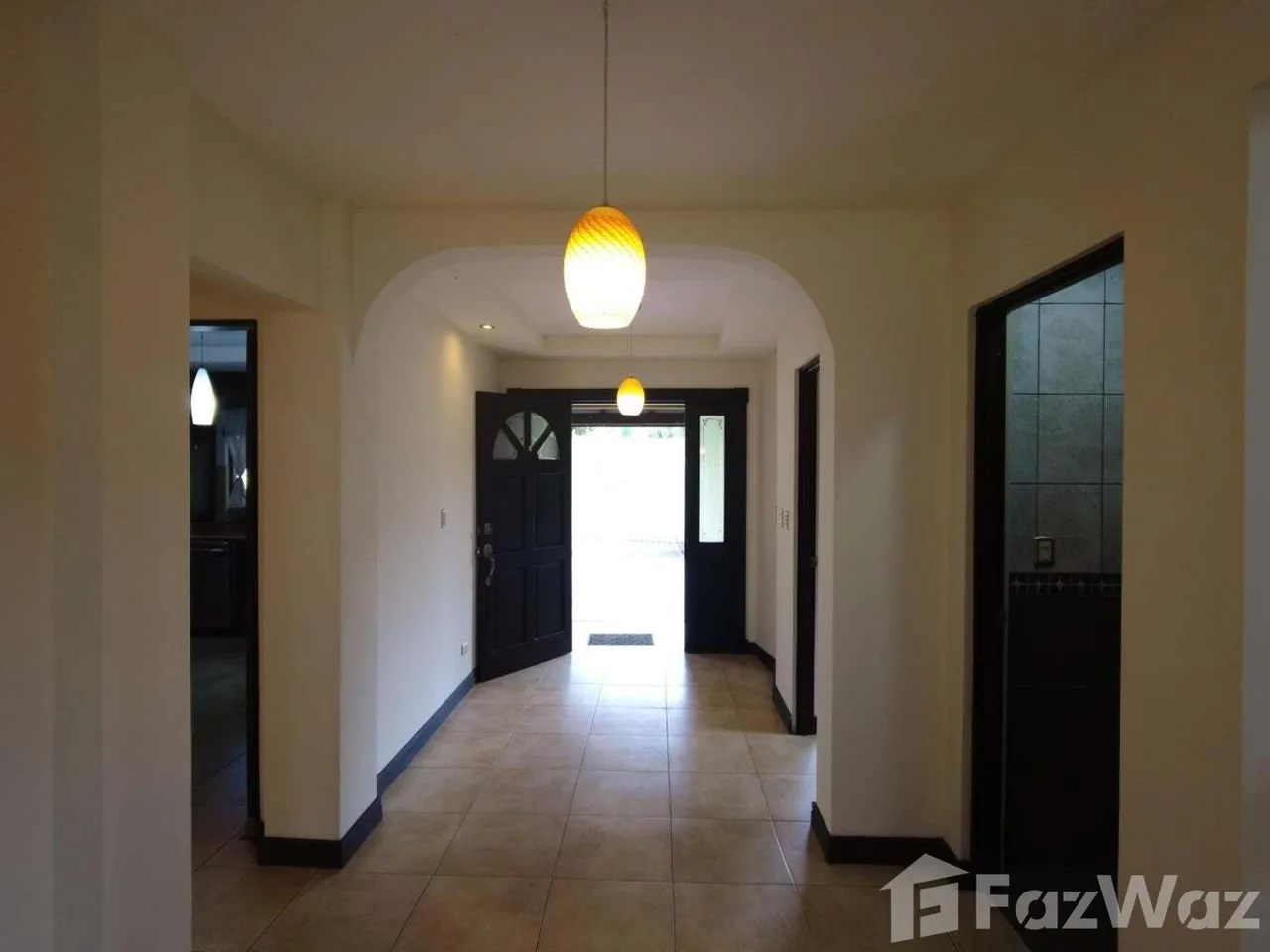 4 Bedroom House for Sale at Goicochea for $460,000 — photo 4