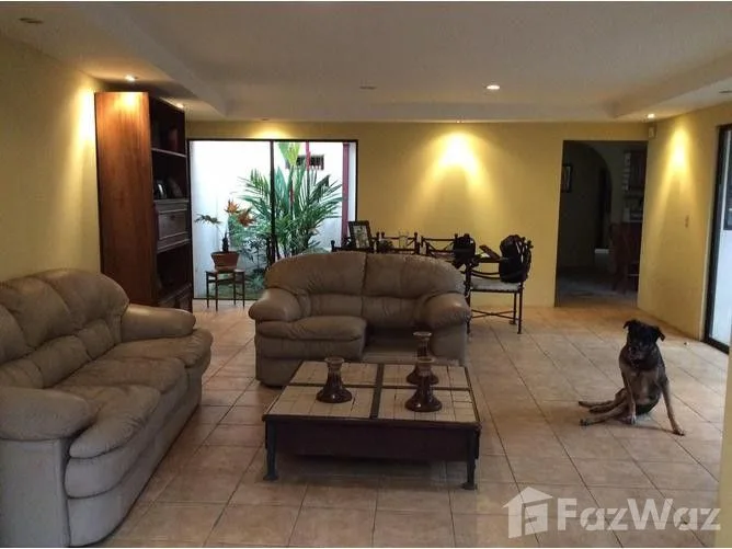 3 Bedroom House for Sale in Goicoechea, San Jose for $290,000