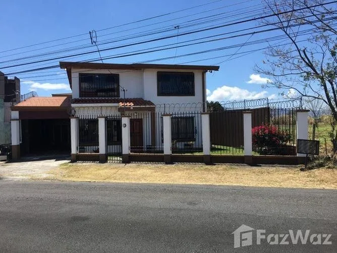 4 Bedroom House for Sale in San Pablo, Heredia for $237,591