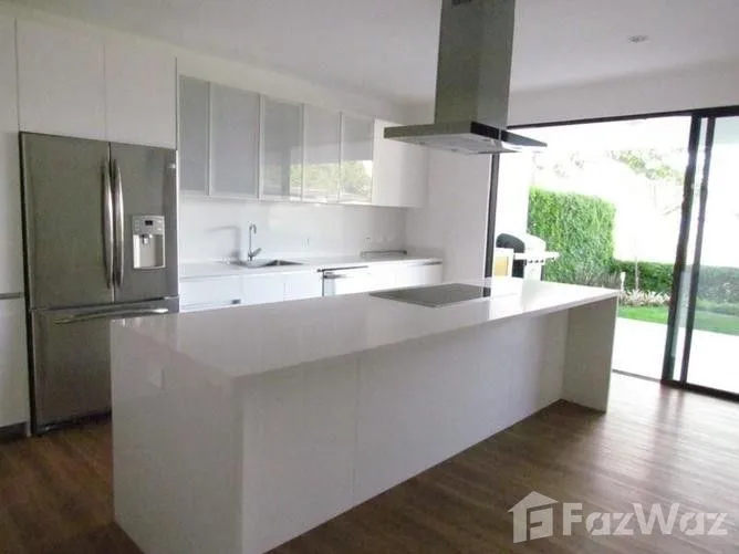 4 Bedroom House for Sale at Escazú for $600,000