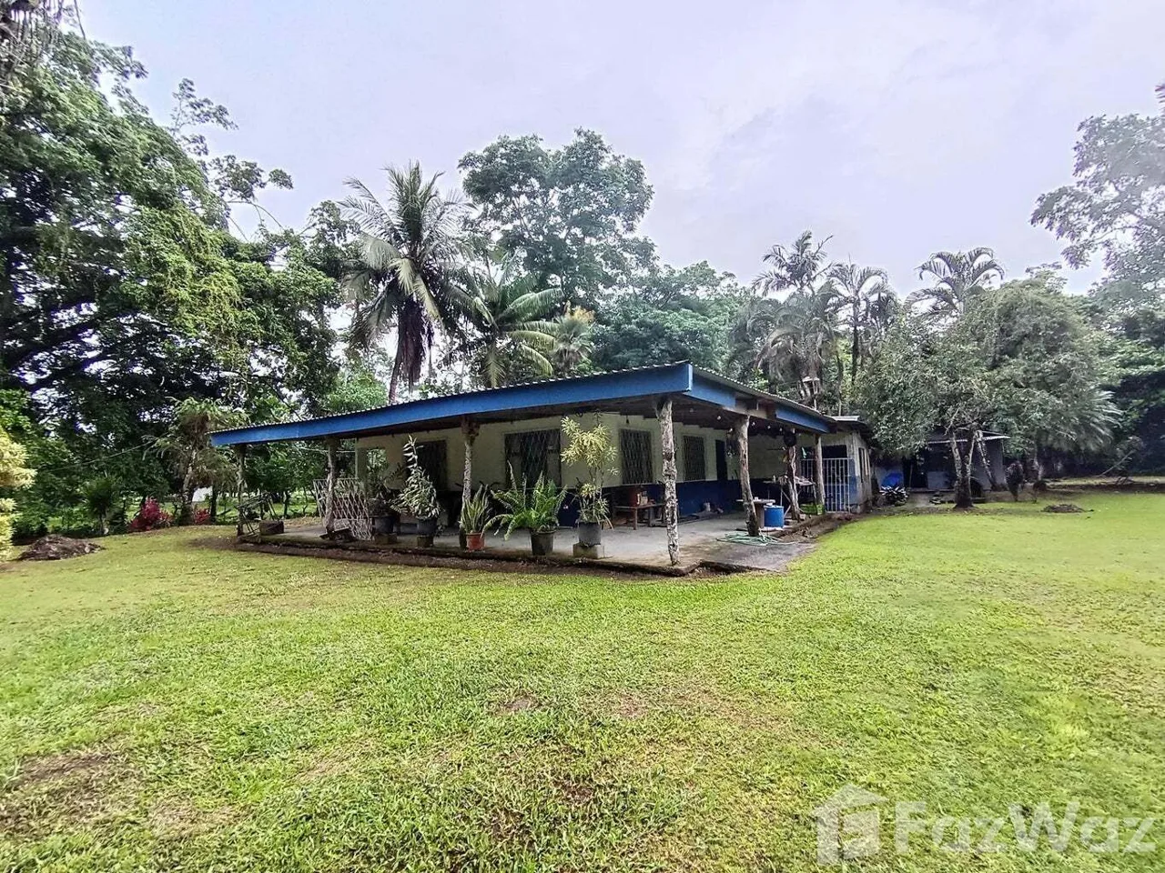 6 Bedroom House for Sale in Guacimo, Limon for $137,000