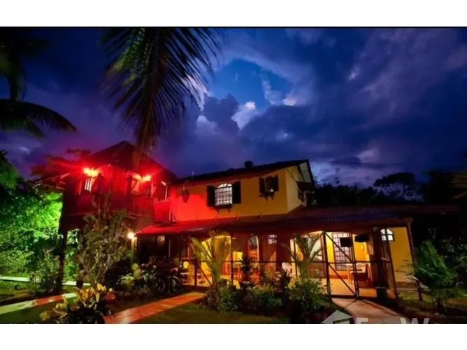4 Bedroom House for Sale in Osa, Puntarenas for $380,000