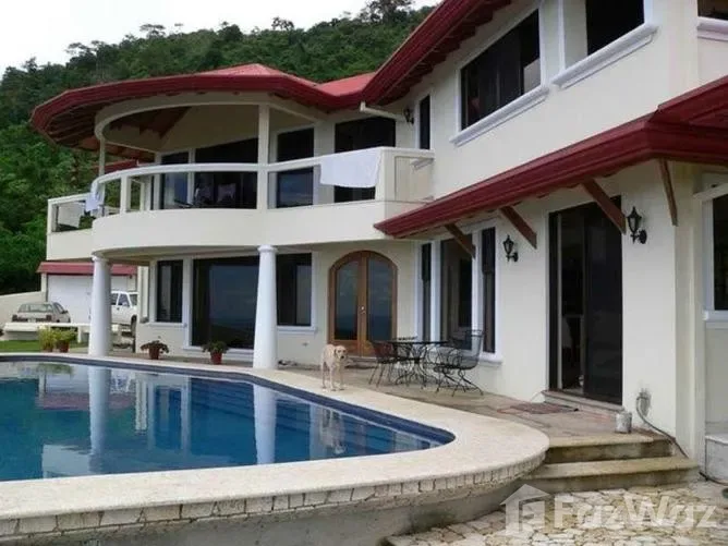 3 Bedroom House for Sale at Dominical for $800,000