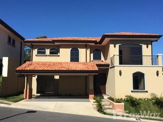 3 Bedroom House for Sale in Santa Ana, San Jose for $420,000