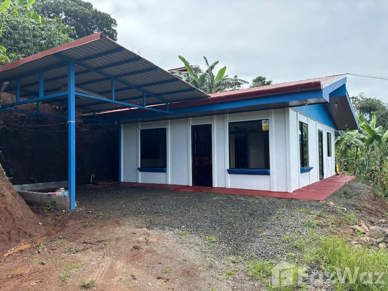 2 Bedroom House for Rent at Condominium For Sale in Cartago for $300/mo