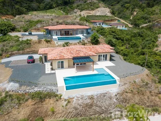 3 Bedroom House for Sale in Santa Cruz, Guanacaste for $625,000