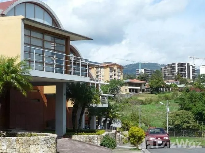 2 Bedroom House for Sale in Escazu, San Jose for $210,000