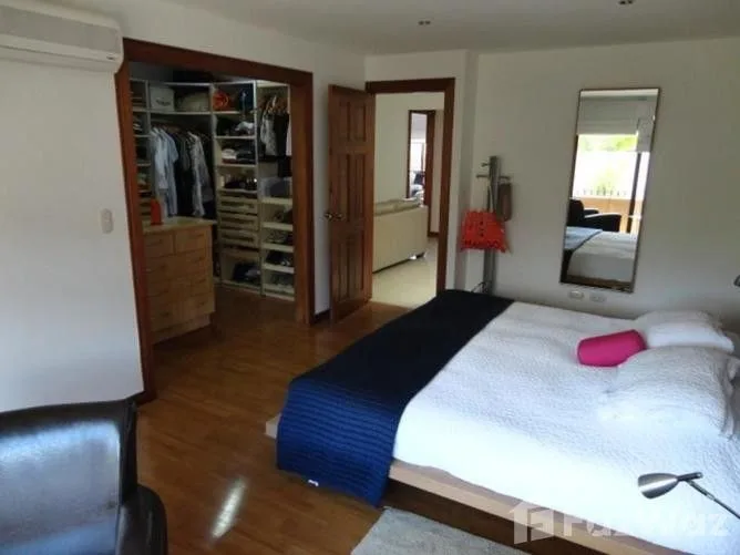 3 Bedroom Apartment for Sale at Escazú for $390,000
