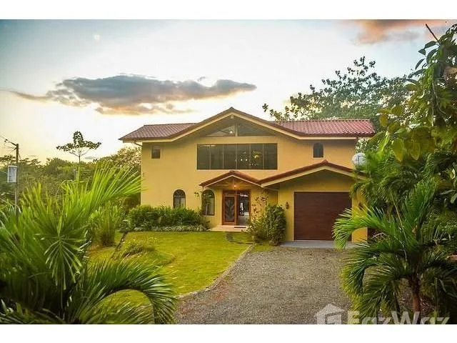 3 Bedroom House for Sale in Aguirre, Puntarenas for $345,000