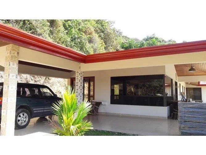 3 Bedroom House for Sale in Atenas, Alajuela for $350,000