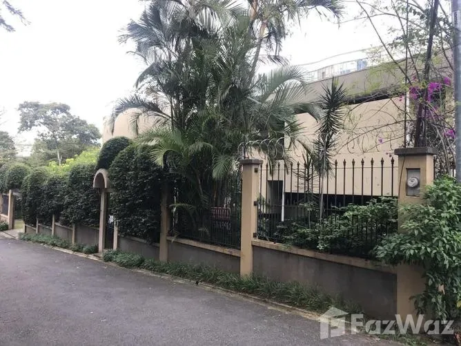 4 Bedroom Apartment for Sale at Laureles for $850,000