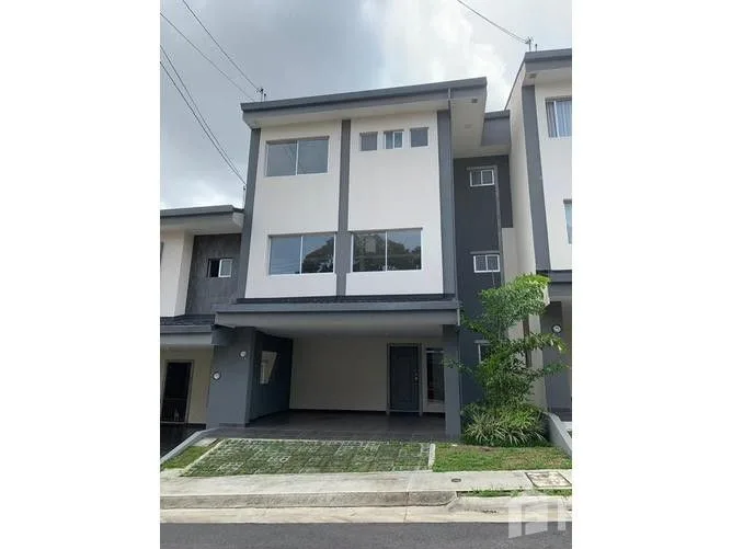 3 Bedroom House for Sale in San Jose, San Jose for $206,615