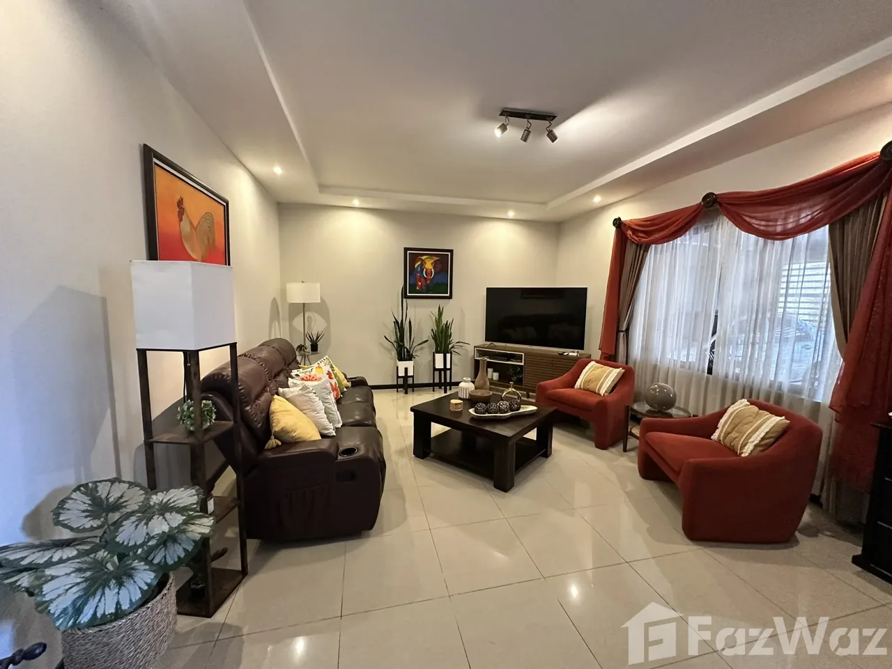 3 Bedroom House for Sale at Apartment For Rent in Santo Domingo for $240,000 — photo 2