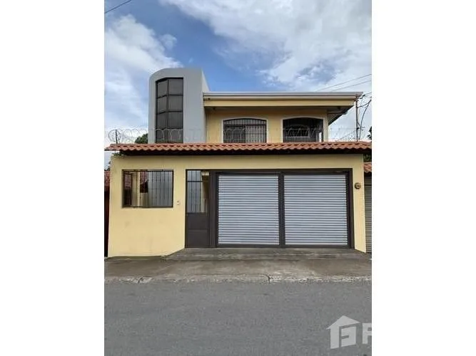 3 Bedroom House for Sale in Heredia, Heredia for $149,795
