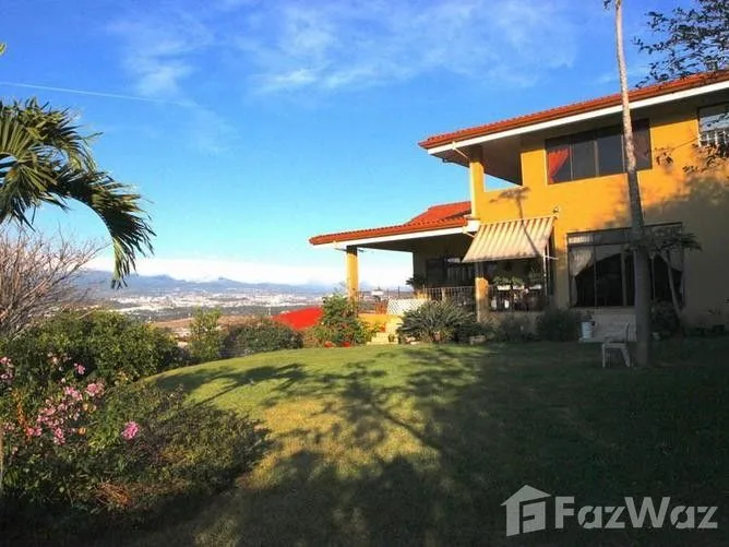 4 Bedroom House for Sale in Santa Ana, San Jose for $625,000