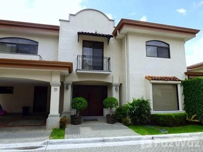 4 Bedroom House for Sale in Santa Ana, San Jose for $430,000
