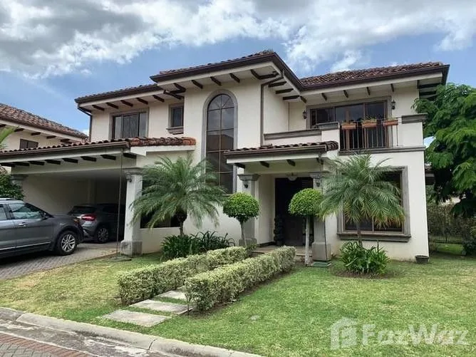 4 Bedroom House for Sale in Santa Ana, San Jose for $488,000