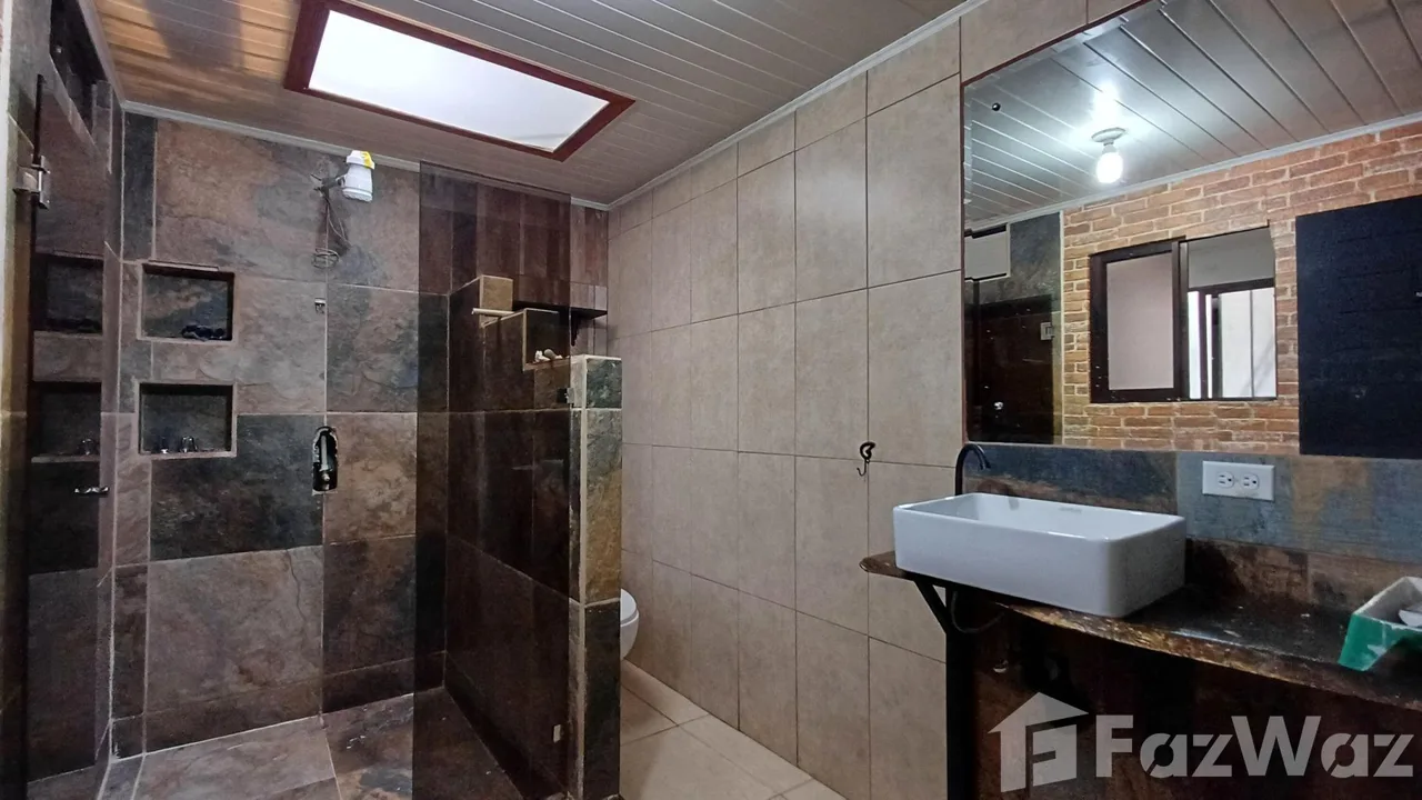 7 Bedroom House for Sale at Goicochea for $196,000 — photo 2