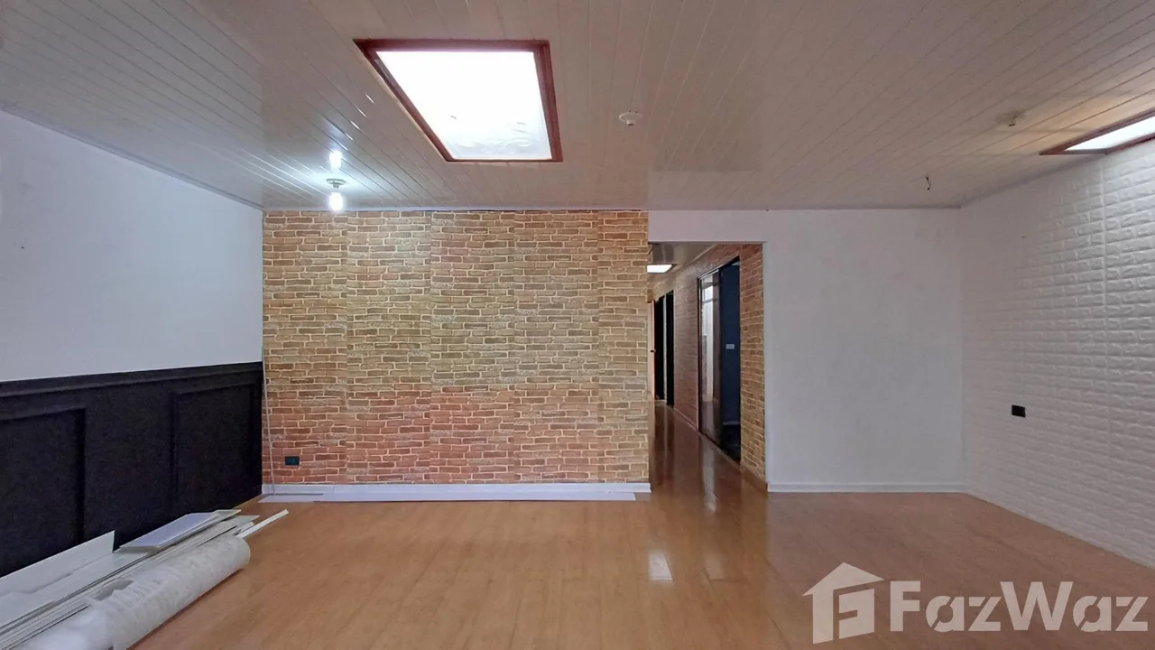 7 Bedroom House for Sale at Goicochea for $196,000 — photo 4
