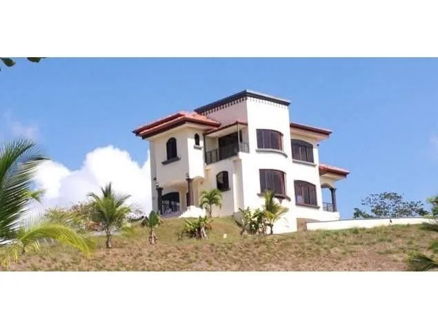3 Bedroom House for Sale in Parrita, Puntarenas for $418,389
