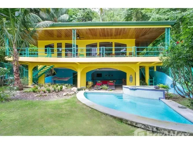 2 Bedroom House for Sale at Manuel Antonio for $379,900