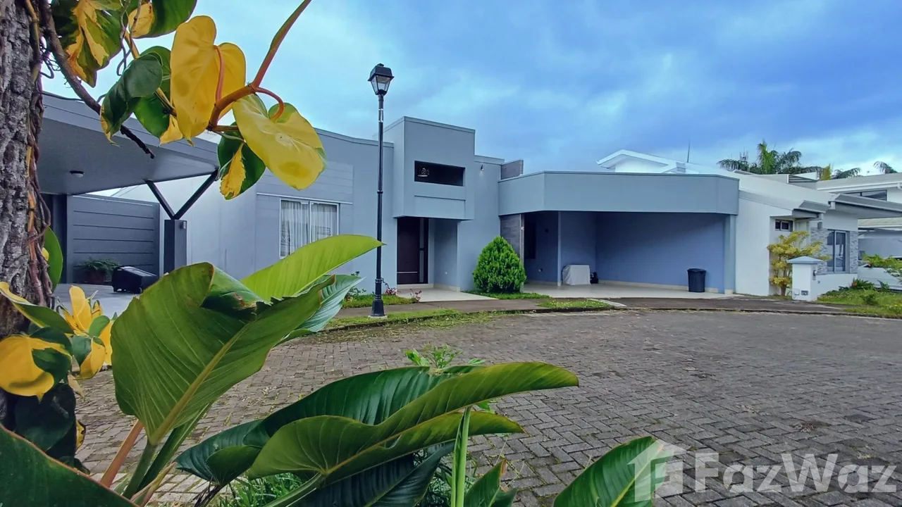 2 Bedroom House for Sale at Montes de Oca for $320,000