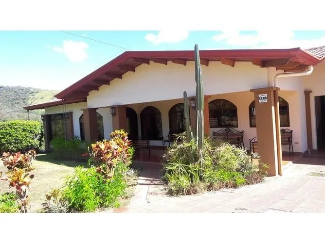 3 Bedroom House for Sale in Atenas, Alajuela for $350,000