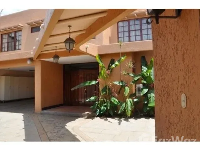 4 Bedroom House for Sale in Escazu, San Jose for $700,000