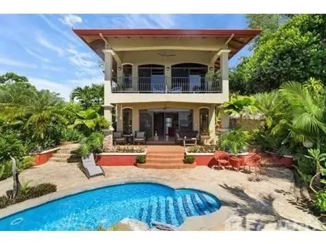 3 Bedroom House for Sale at Ojochal for $549,000