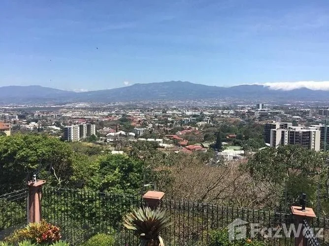 3 Bedroom House for Sale in Escazu, San Jose for $420,000