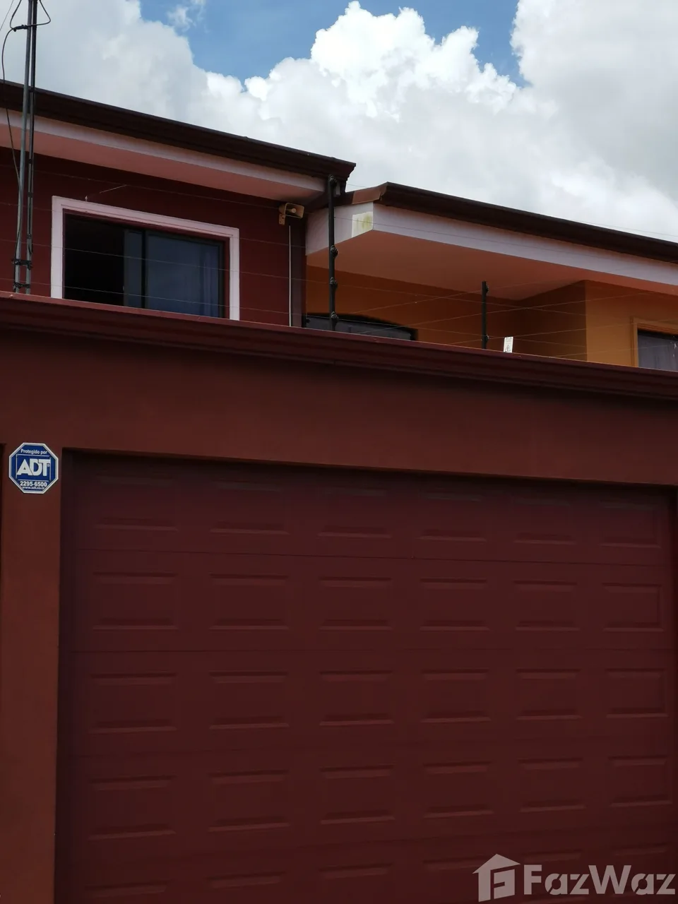 4 Bedroom House for Sale in Aserri, San Jose for $189,000