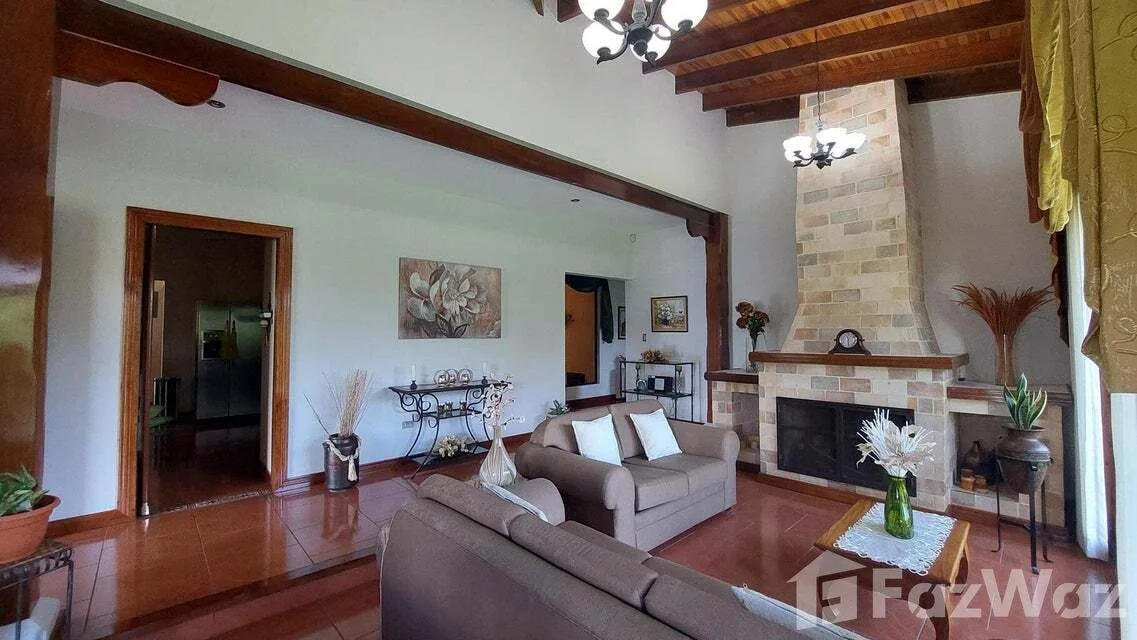 4 Bedroom House for Sale in Vasquez De Coronado, San Jose for $499,000 — photo 4