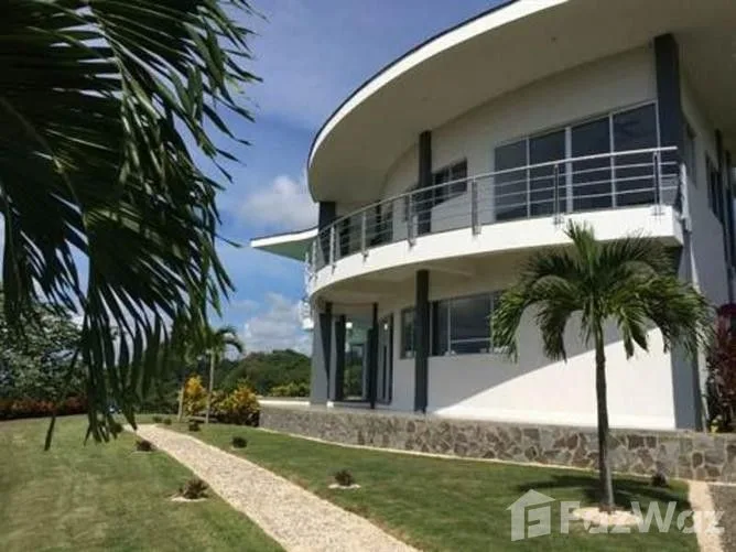 3 Bedroom House for Sale in Aguirre, Puntarenas for $699,000