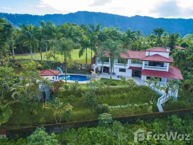 4 Bedroom House for Sale at Dominical for $829,000