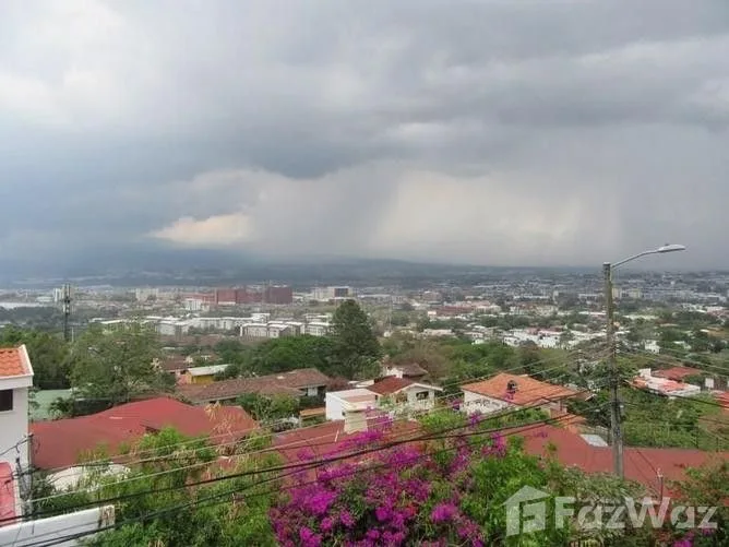3 Bedroom House for Sale in Escazu, San Jose for $220,000