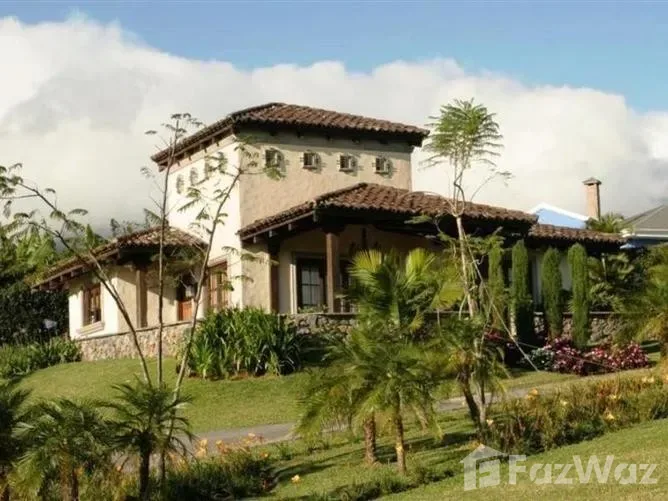 5 Bedroom House for Sale in San Isidro, Heredia for $990,000