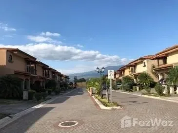 3 Bedroom House for Sale in Flores, Heredia for $280,000