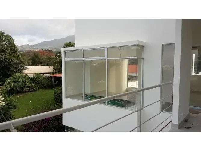 3 Bedroom House for Sale in Escazu, San Jose for $275,000