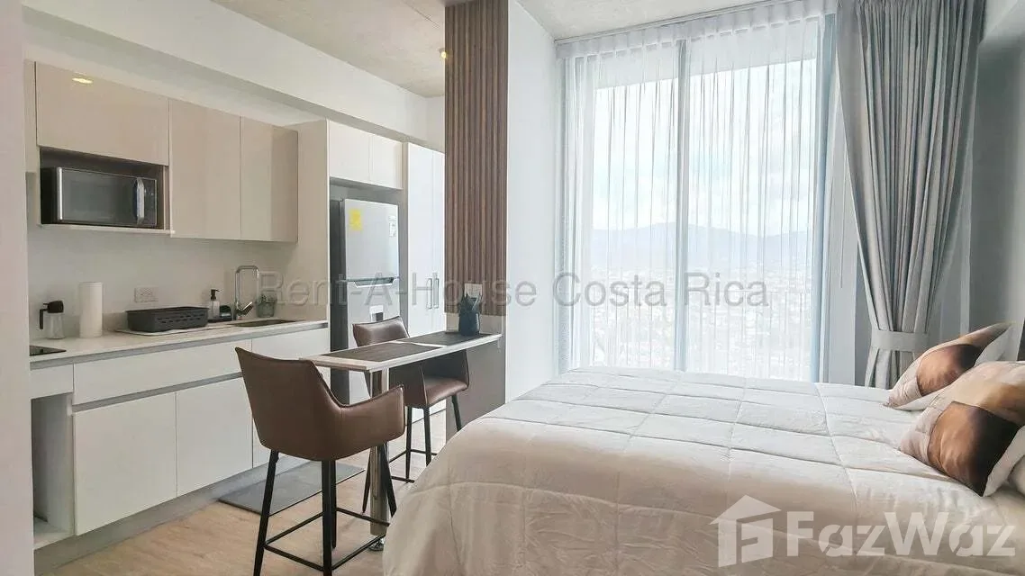 Loft for rent in Sabana, Rohrmoser. San José