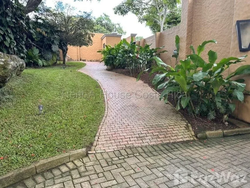 Land for Sale at Paseo Colon for $248 — photo 3