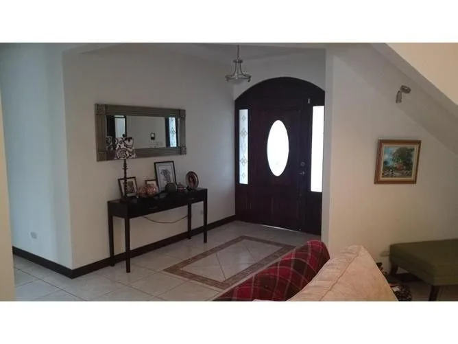 3 Bedroom House for Sale in Goicoechea, San Jose for $360,000 — photo 4