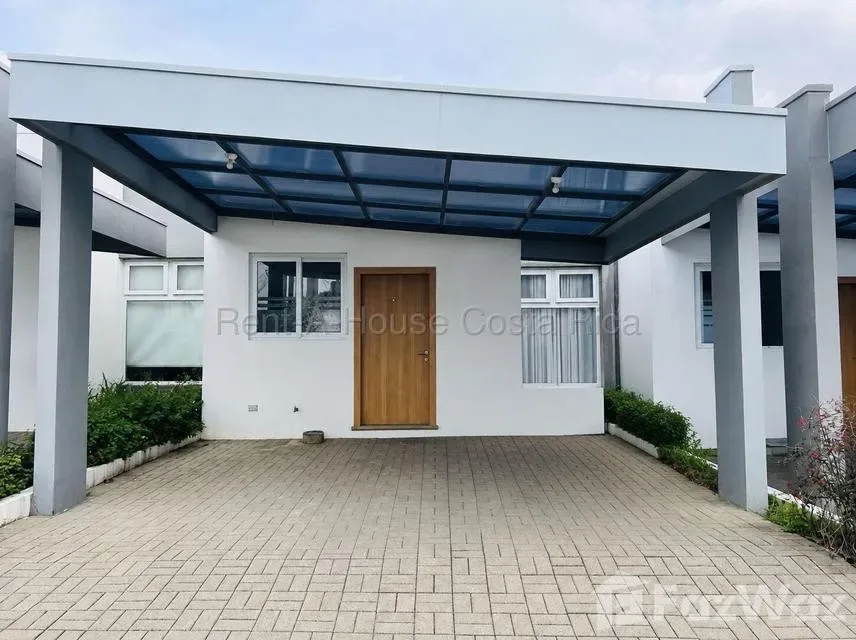 2 Bedroom House for Sale at Apartment For Sale in Ulloa for $162,689