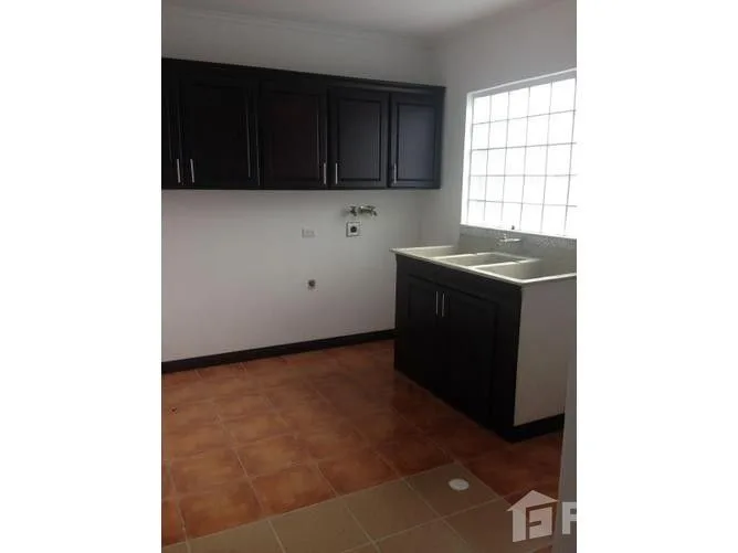 4 Bedroom House for Sale in Mora, San Jose for $160,000 — photo 5