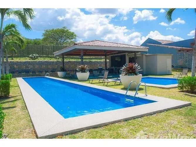 Se Alquila Apartamento en San Nicolas de Bari Santa Ana