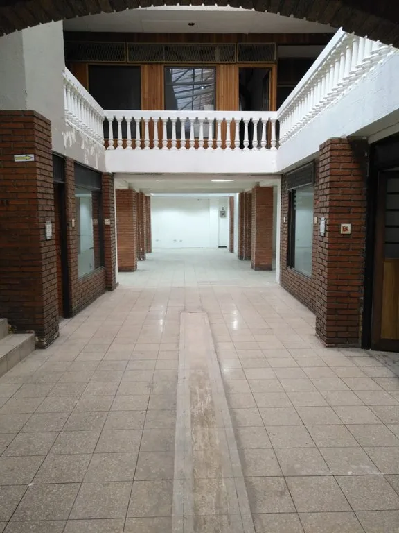 Mixed Use Building in Centro