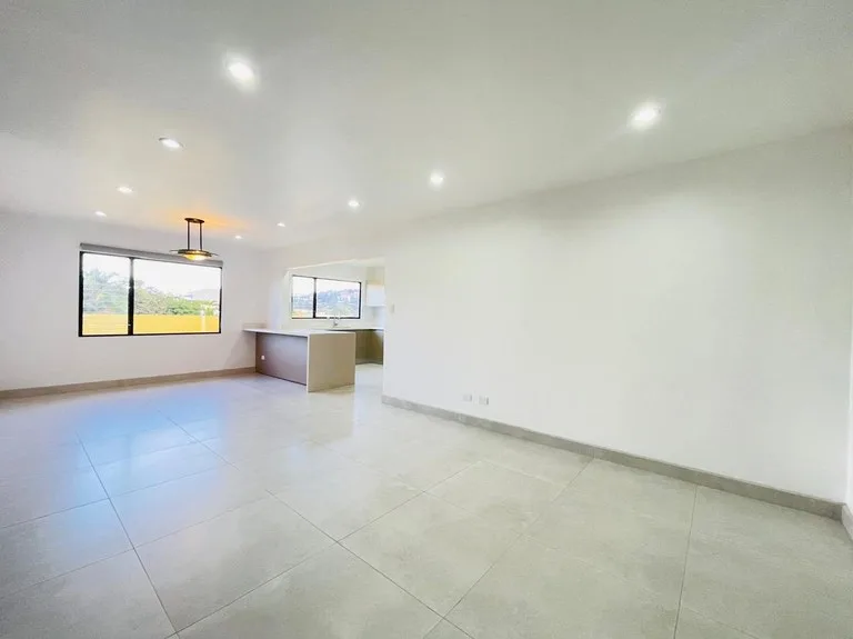 Apartment in Trejos Montealegre — photo 5