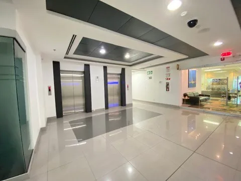 Office Condo in Lindora