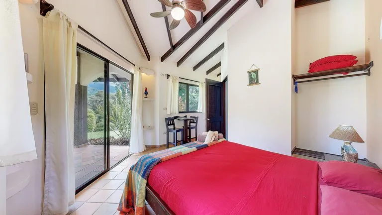 Hotel/Resort/Hostel in Uvita