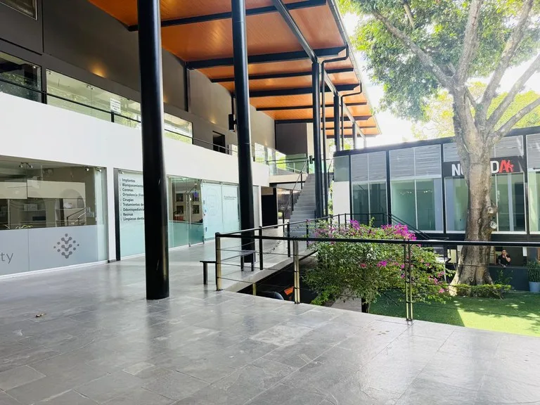 Office Condo in Lindora
